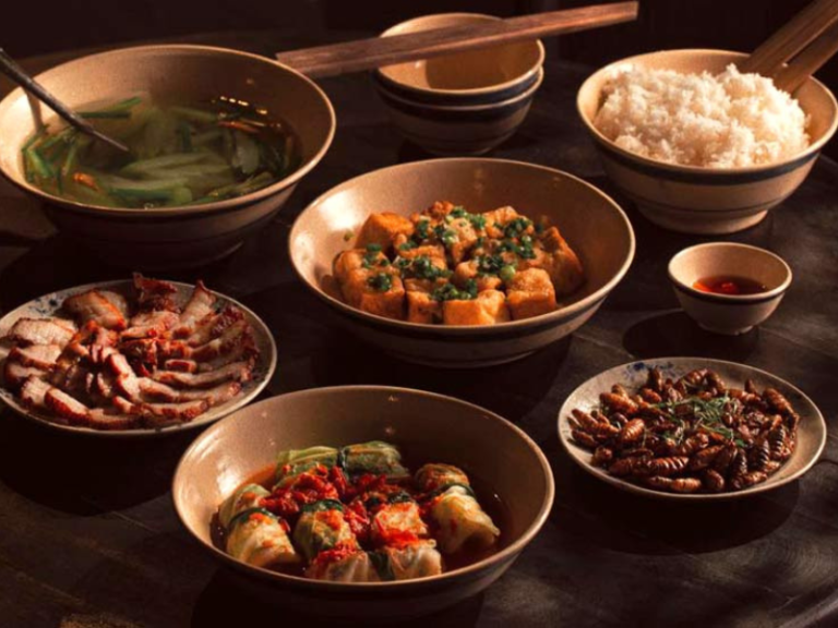 review nhà hàng tầm vị